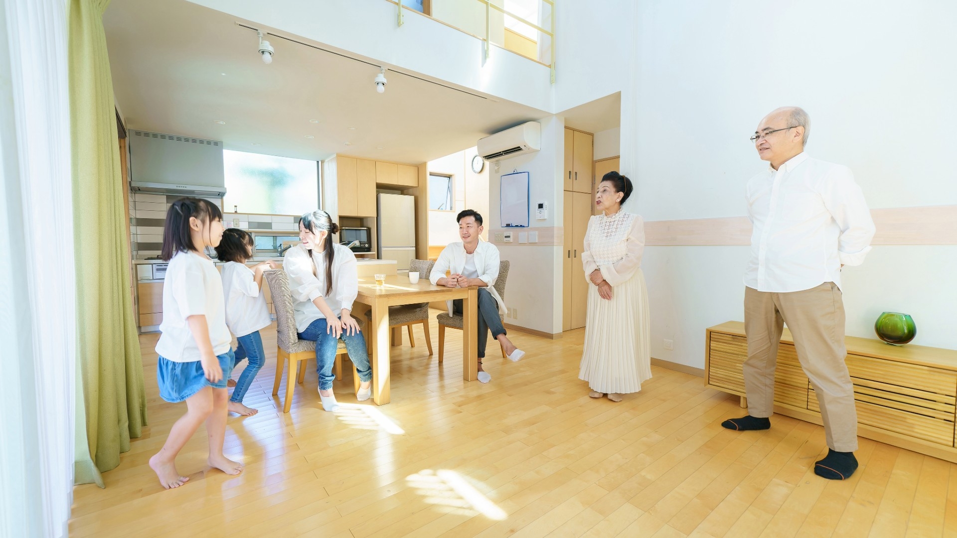 三世代同居の間取り工夫|いわき市で快適に暮らす注文住宅のポイント